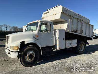 1998 International 4700 Chipper Dump Truck