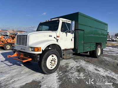 2000 International 4700 Chipper Dump Truck