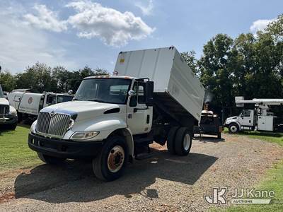 2010 International 4300M7 Chipper Dump Truck