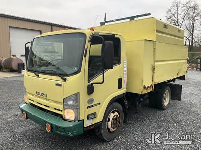 2011 Isuzu NQR Chipper Dump Truck