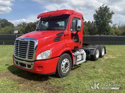 2012 Freightliner Cascadia 113 T/A Truck Tractor