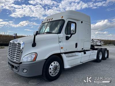 Freightliner Cascadia 125 Day Cab Truck
