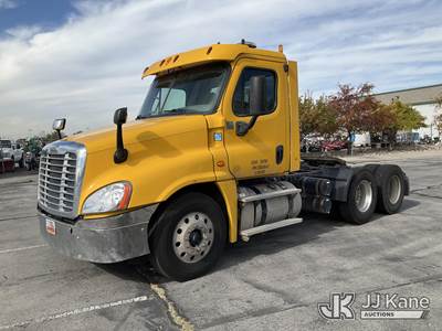 2013 Freightliner Cascadia 125 T/A Truck Tractor