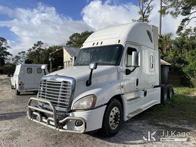 2015 Freightliner Cascadia 125 T/A Truck Tractor