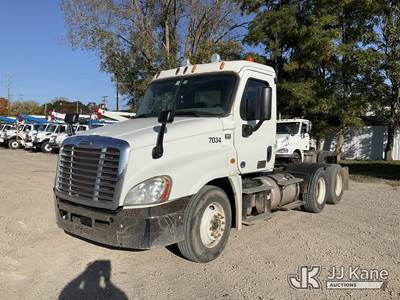 2013 Freightliner Cascadia 125 T/A Truck Tractor
