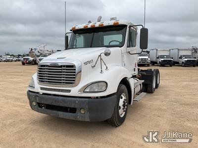 2007 Freightliner Columbia 120 T/A Truck Tractor