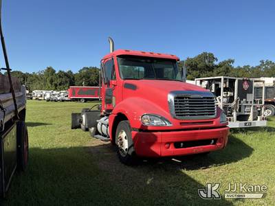 2007 Freightliner Columbia 120 T/A Truck Tractor