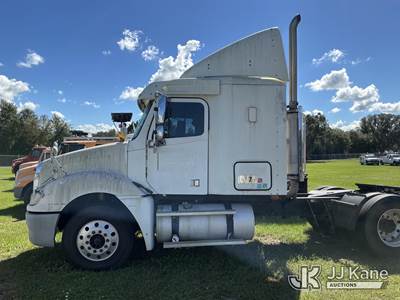 2004 Freightliner Columbia 120 T/A Truck Tractor