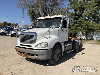 2006 Freightliner Columbia 120 T/A Truck Tractor