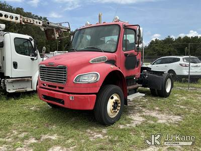 2009 Freightliner M2 106 S/A Truck Tractor