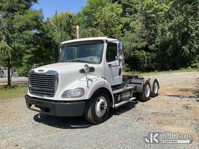 2016 Freightliner M2 112 Truck Tractor