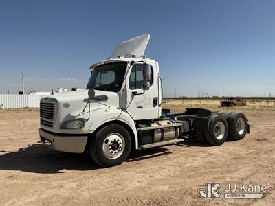 2015 Freightliner M2 112 T/A Truck Tractor