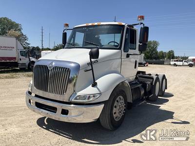 2005 International 8600 T/A Truck Tractor