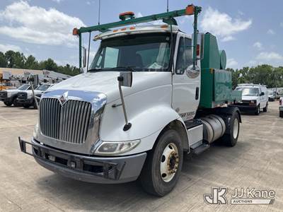 2016 International 8600 Mobile Home Toter