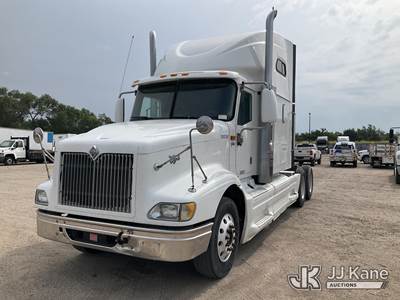 2002 International 9400i T/A Truck Tractor