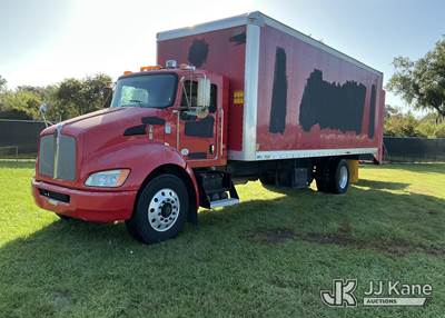 2013 Kenworth T300 Enclosed Box Truck