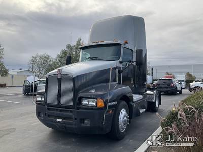 2002 Kenworth T600 Truck Tractor