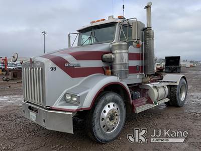 Kenworth T800 Day Cab Truck
