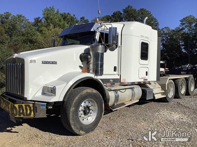 2015 Kenworth T800 Tri-Axle Truck Tractor