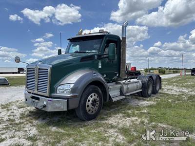 2015 Kenworth T880 T/A Truck Tractor