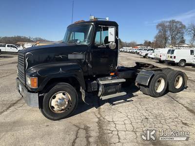 2000 Mack CH613 T/A Truck Tractor