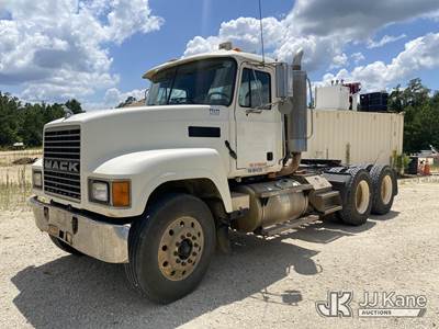 2002 Mack CH613 T/A Truck Tractor
