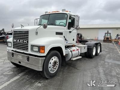 2006 Mack CHN613 Truck Tractor