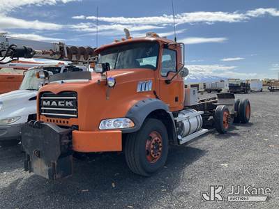 2009 Mack Granite Truck Tractor