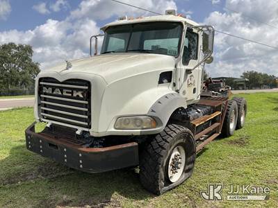 2018 Mack GU813 T/A Truck Tractor