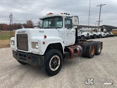 1981 Mack R685ST T/A Truck Tractor