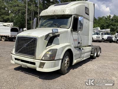2013 Volvo VNL T/A Truck Tractor