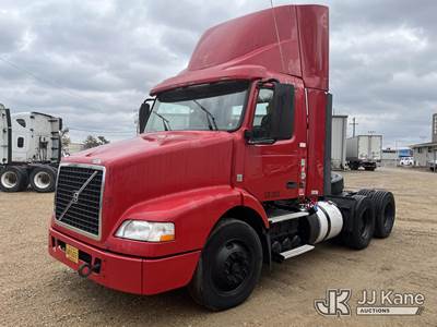 2013 Volvo VNM T/A Truck Tractor