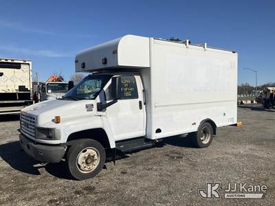 2009 Chevrolet C4500 Cutaway Van Body Truck