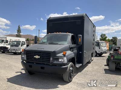2005 Chevrolet C5V042 Van Body Truck