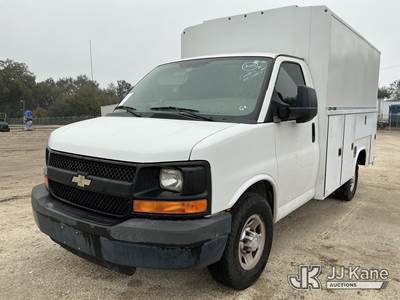 2015 Chevrolet Express G3500 Cutaway Van