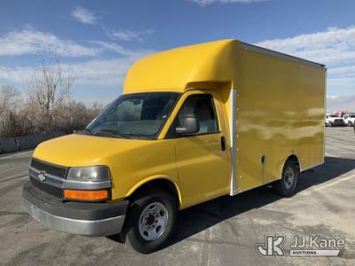 2015 Chevrolet Express G3500 Box Truck