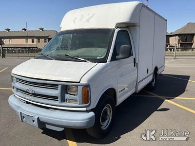 2000 Chevrolet Express G3500 Cutaway Van Body Truck
