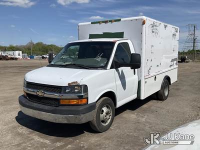 2013 Chevrolet Express G3500 Cutaway Enclosed Service Van