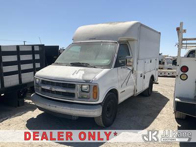 2002 Chevrolet Express G3500 Van Body Truck