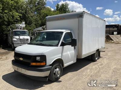 2017 Chevrolet Express G3500 Cutaway Cube Van