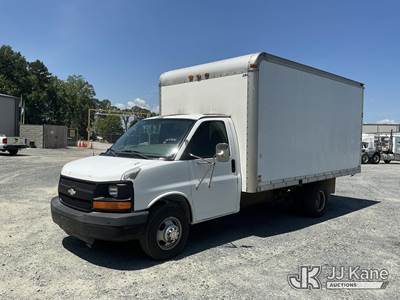 2005 Chevrolet Express G3500 Van Body Truck