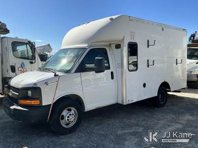 2012 Chevrolet Express G3500 Cutaway Cable Splicing Van