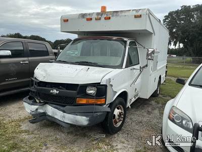 2005 Chevrolet Express G3500 Van Body Truck