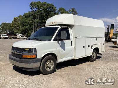 2017 Chevrolet Express G3500 Cutaway Enclosed Service Van