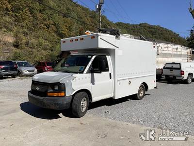 2008 Chevrolet Express G3500 Cutaway Cable Splicing Van