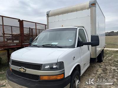 2015 Chevrolet Express G4500 Van Body Truck