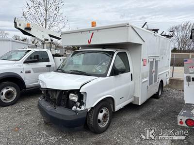 2017 Chevrolet G4500 Cutaway Van Body Truck
