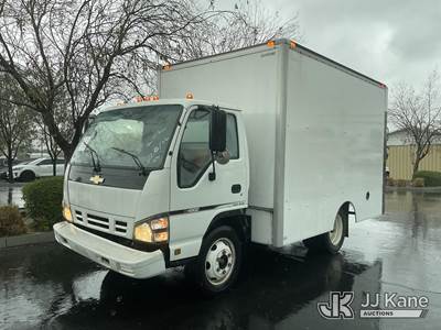 2006 Chevrolet W45042 Tilt Cab Cube Van