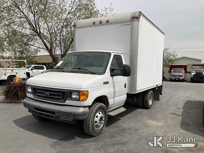 2007 Ford Econoline E-350 SD Cutaway Van