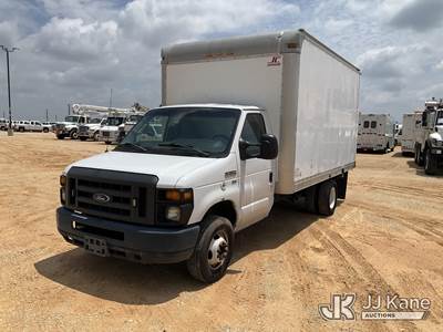 2013 Ford E350 Van Body Truck